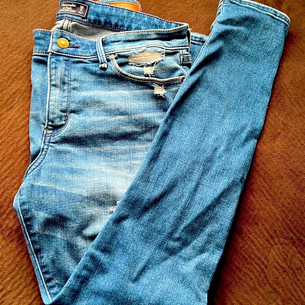 Abercrombie & Fitch jeans excellent condition Harper skinny Jean style size 6